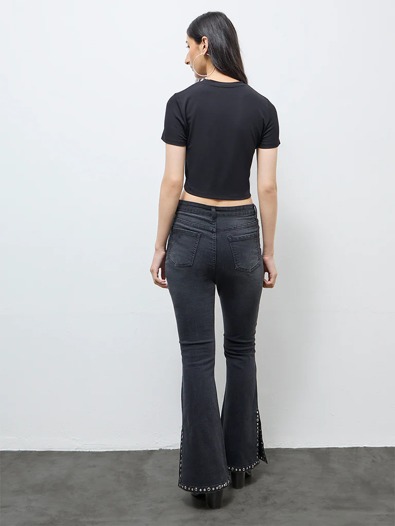 Nuon Black Solid T-Shirt - Image 4