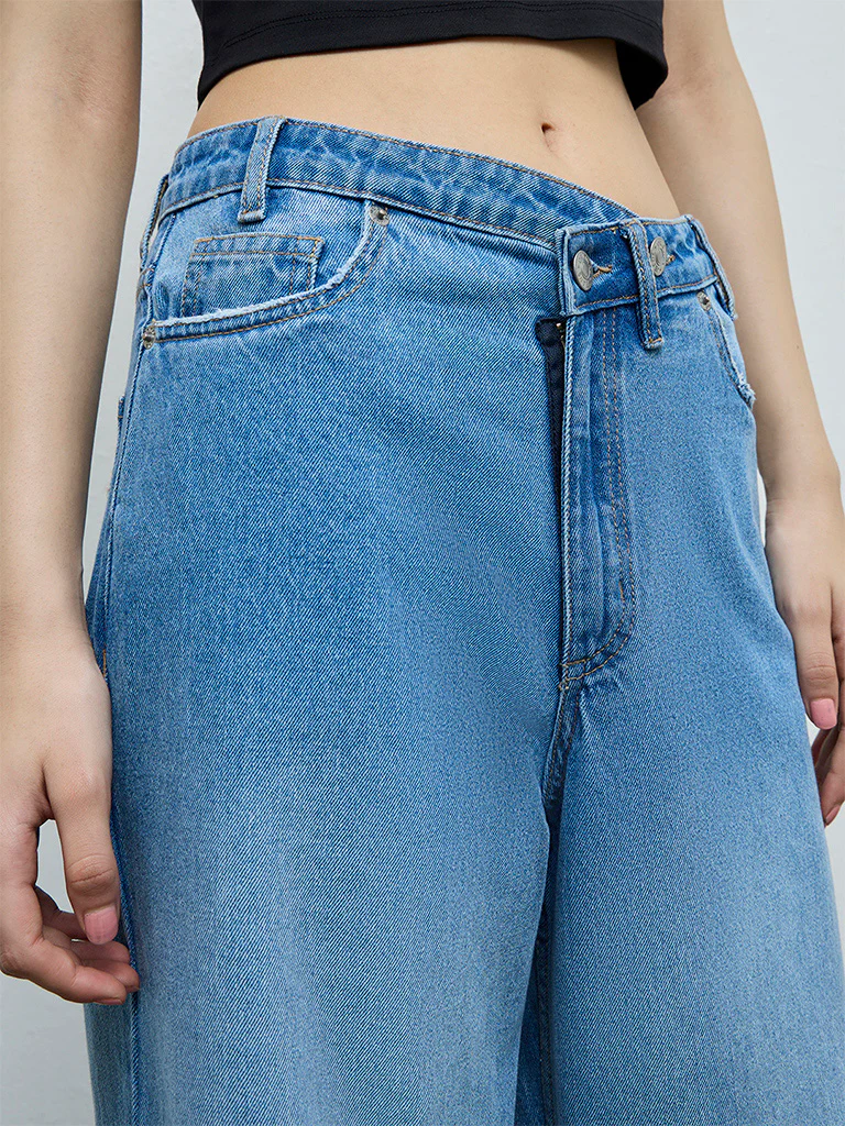 Nuon Blue Faded High-Rise Jeans - Image 3