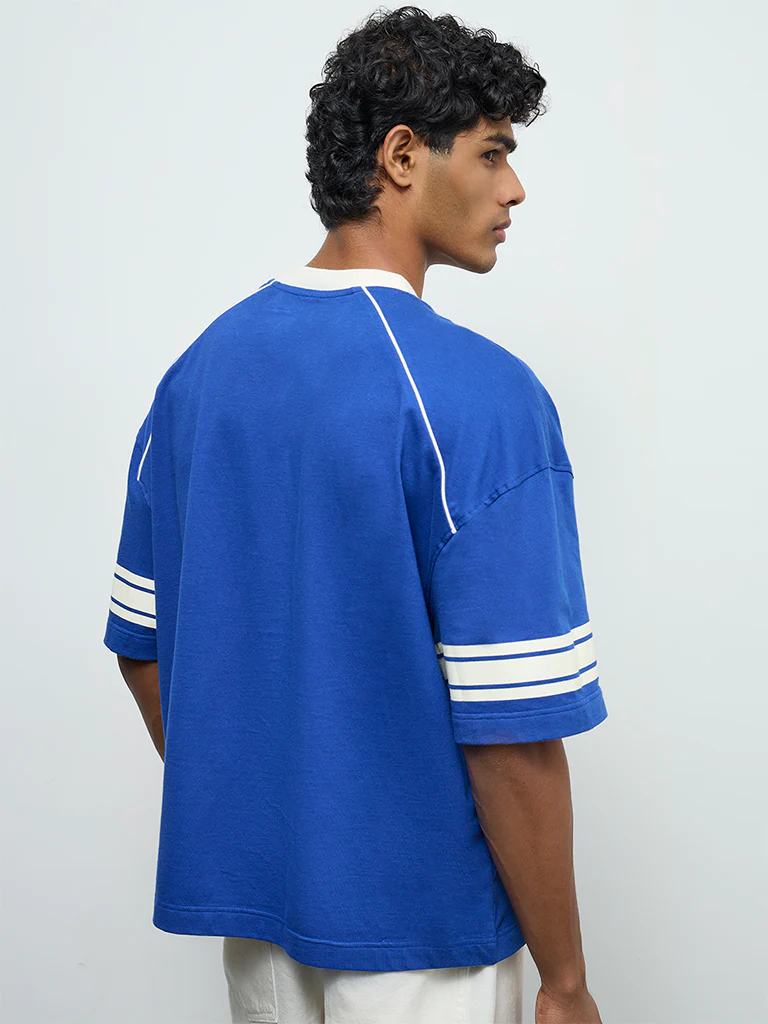 Nuon Blue Numerical Printed Oversized-Crop Cotton T-Shirt - Image 4