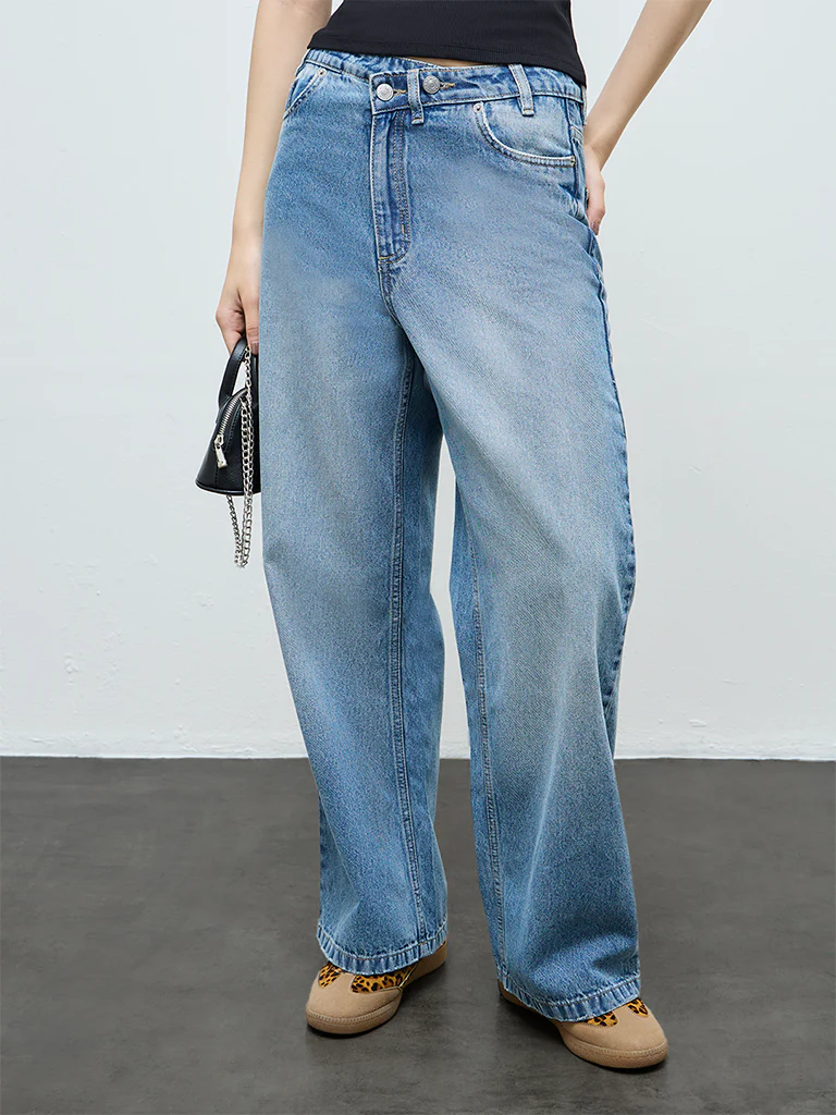 Nuon Blue Washed High-Rise Flared Jeans - Image 2