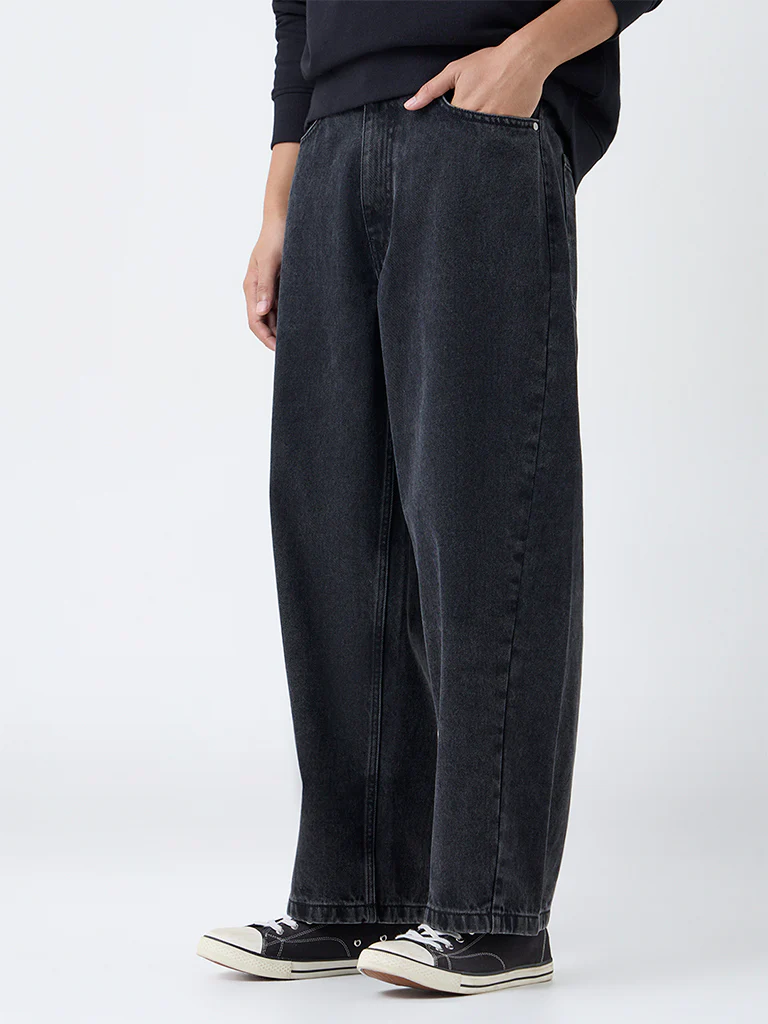 Nuon Charcoal Faded Relaxed-Fit Mid-Rise Jeans - Image 2