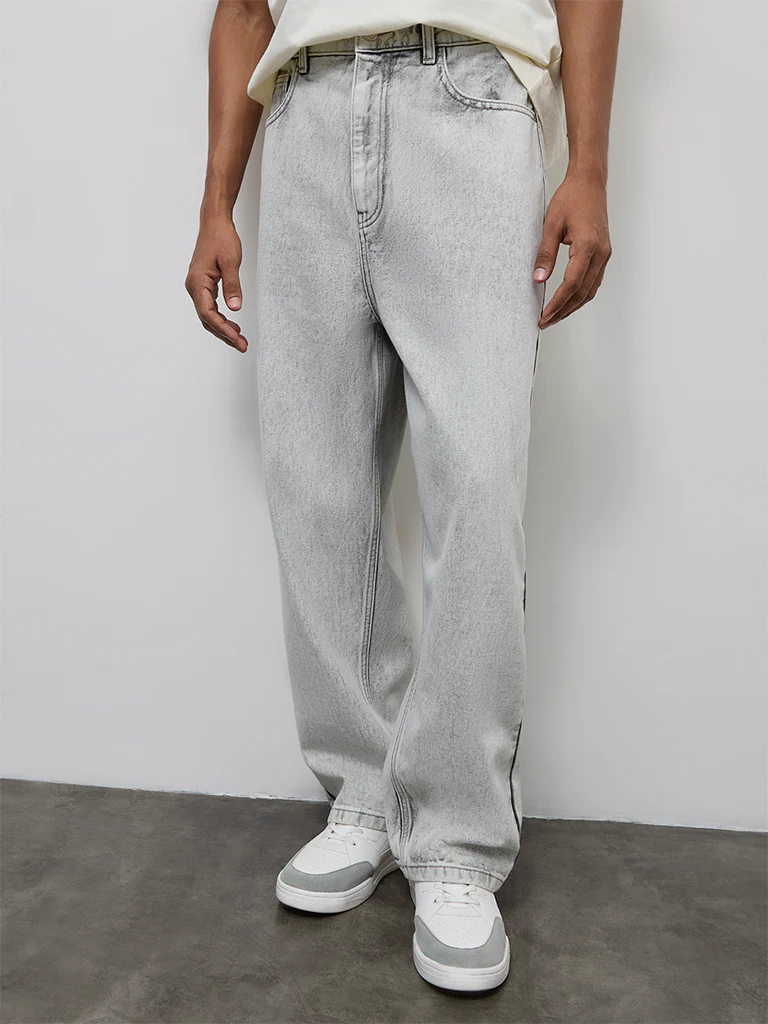 Nuon Grey Faded Mid-Rise Skater-Fit Jeans - Image 2
