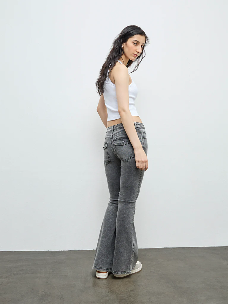 Nuon Grey High-Rise Flared Jeans - Image 4