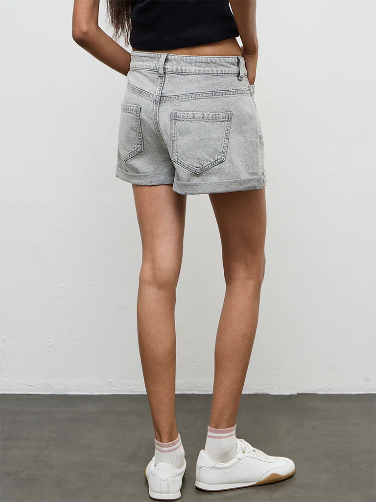Nuon Grey Solid High-Rise Denim Shorts - Image 4