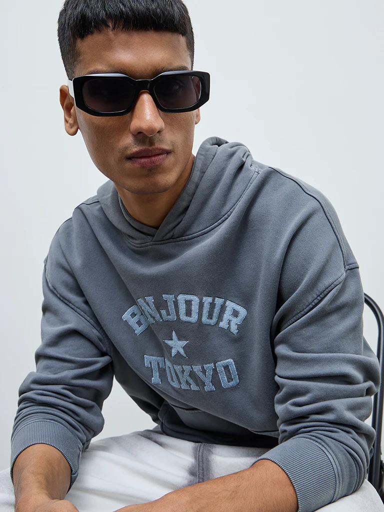Nuon Grey Text Design Relaxed-Fit Cotton Hoodie - Image 3