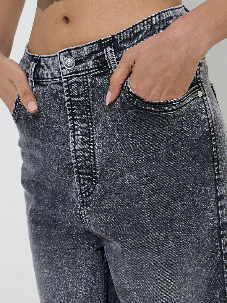 Nuon Grey Washed Straight-Fit High-Rise Jeans - Image 2