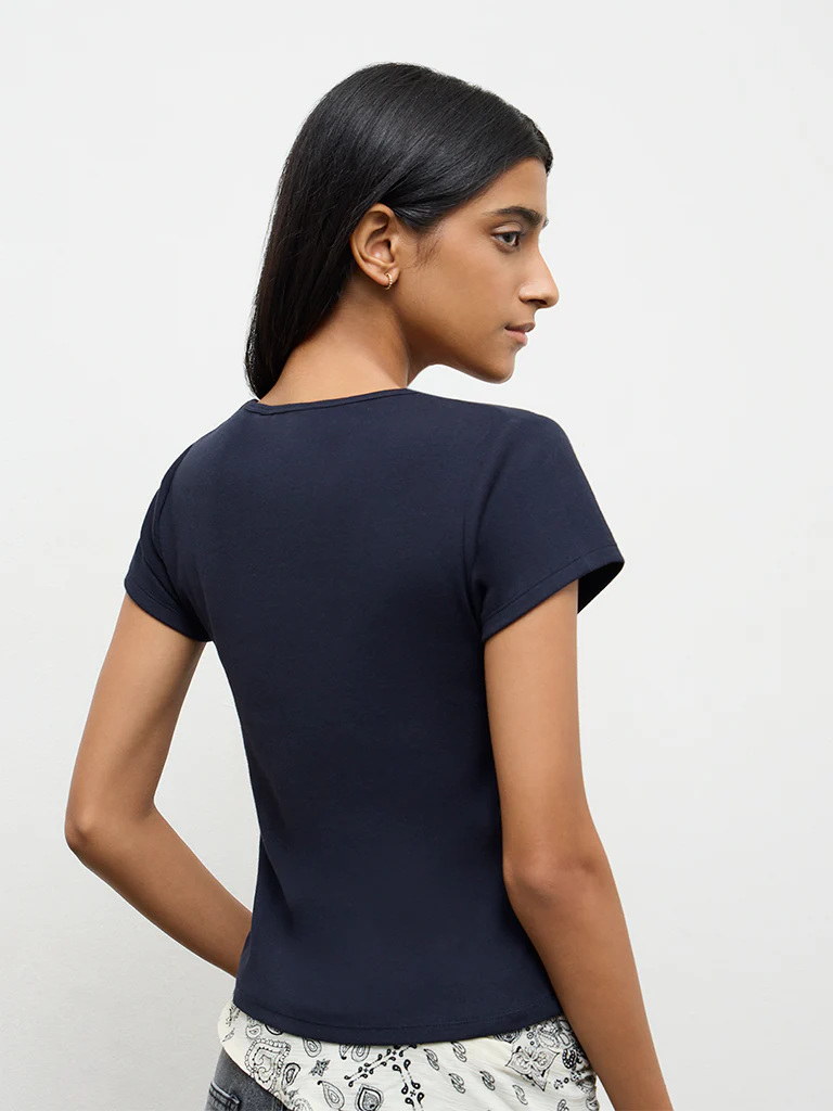 Nuon Navy Graphic Printed Cotton-Blend T-Shirt - Image 4