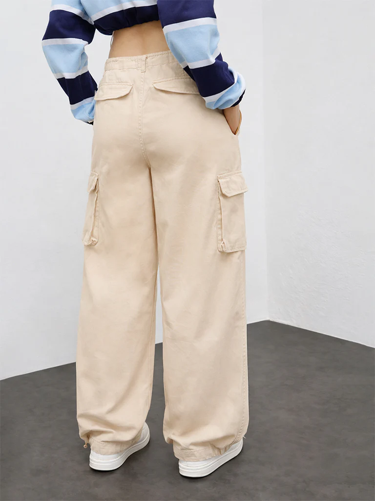 Nuon Off-White Barrel-Fit High-Rise Cotton-Blend Trousers - Image 4