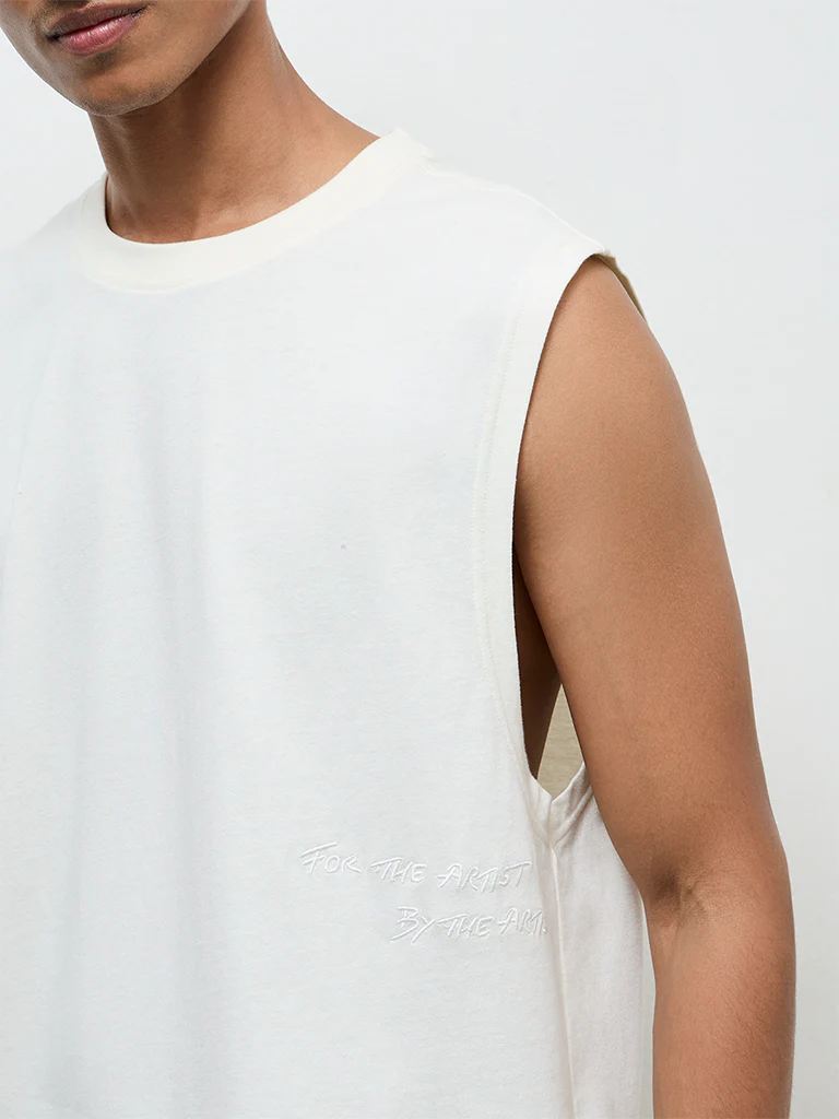 Nuon Off-White Relaxed-Fit Cotton T-Shirt - Image 3