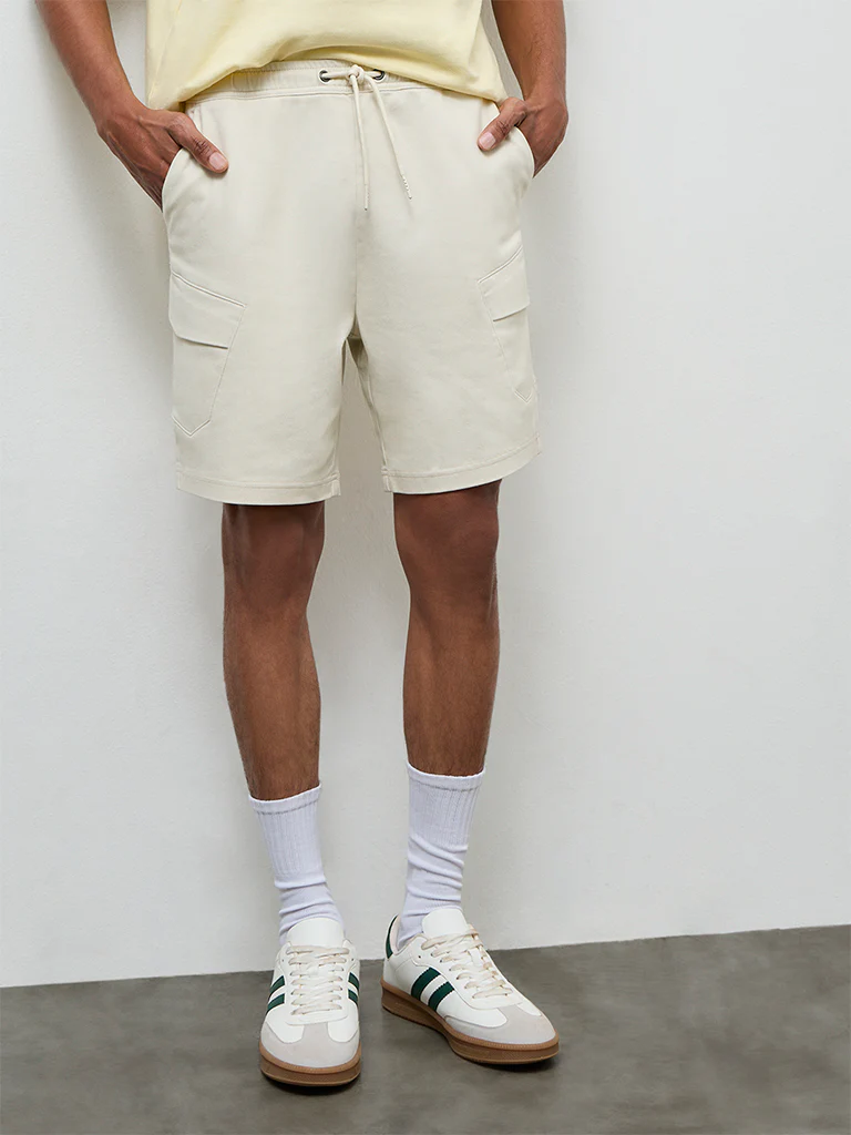 Nuon Off-White Relaxed-Fit Mid-Rise Cotton-Blend Shorts - Image 2