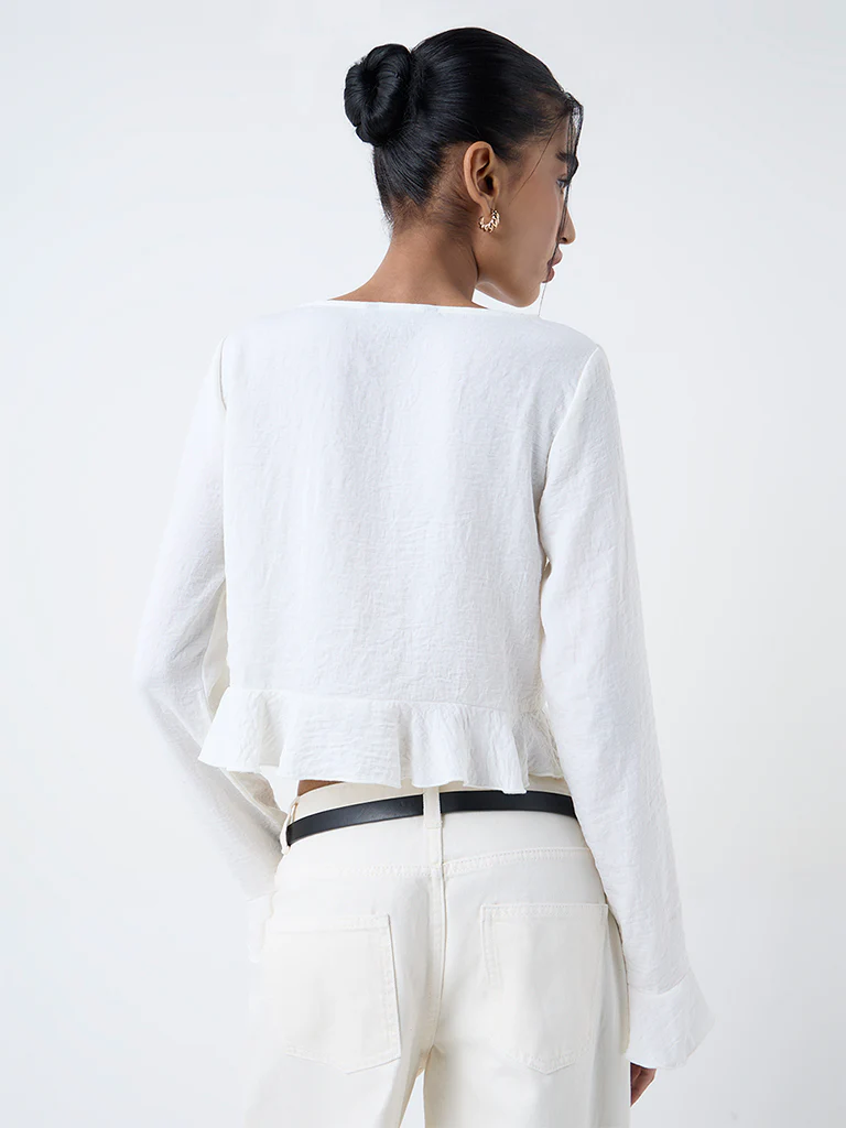 Nuon Off-White Ruffled Tie-Up Blouse - Image 4
