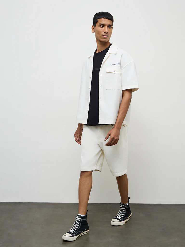 Nuon Off-White Text-Detail Boxy-Fit Cotton Shirt - Image 2