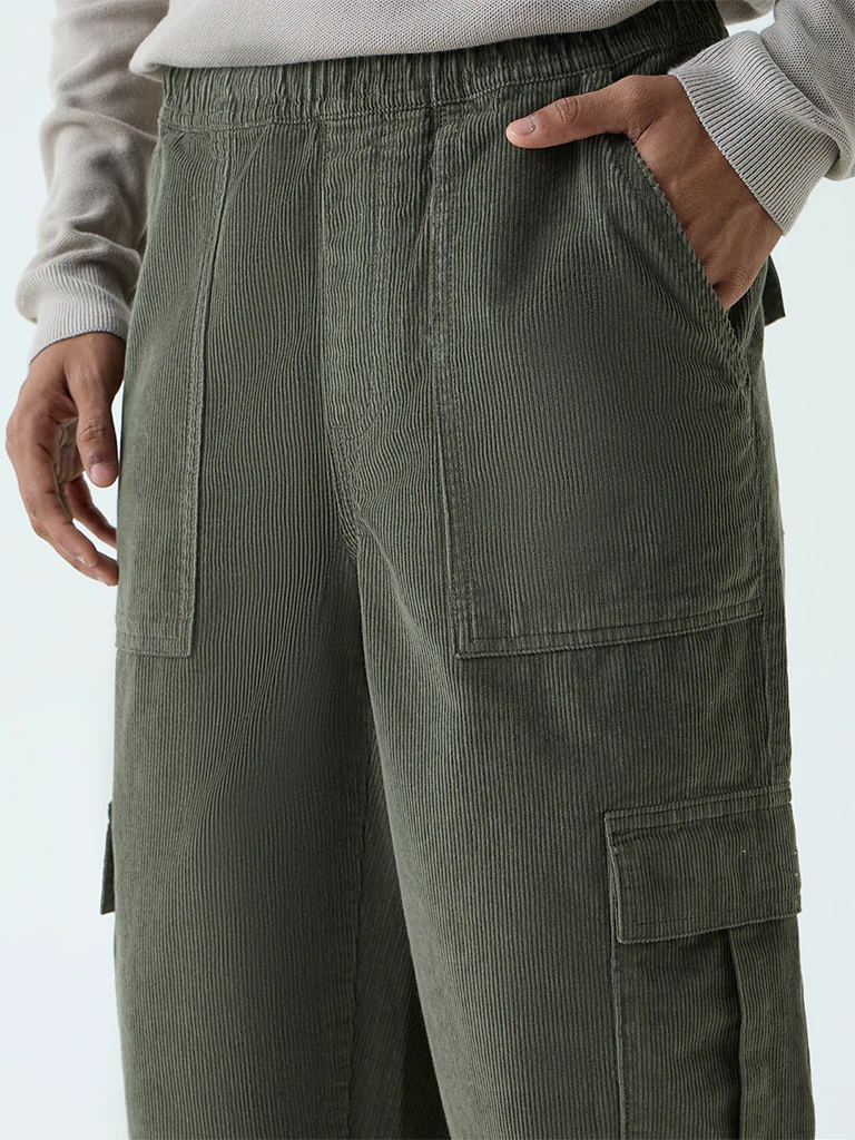 Nuon Olive Cargo-Style Relaxed-Fit Mid-Rise Corduroy Pants - Image 4