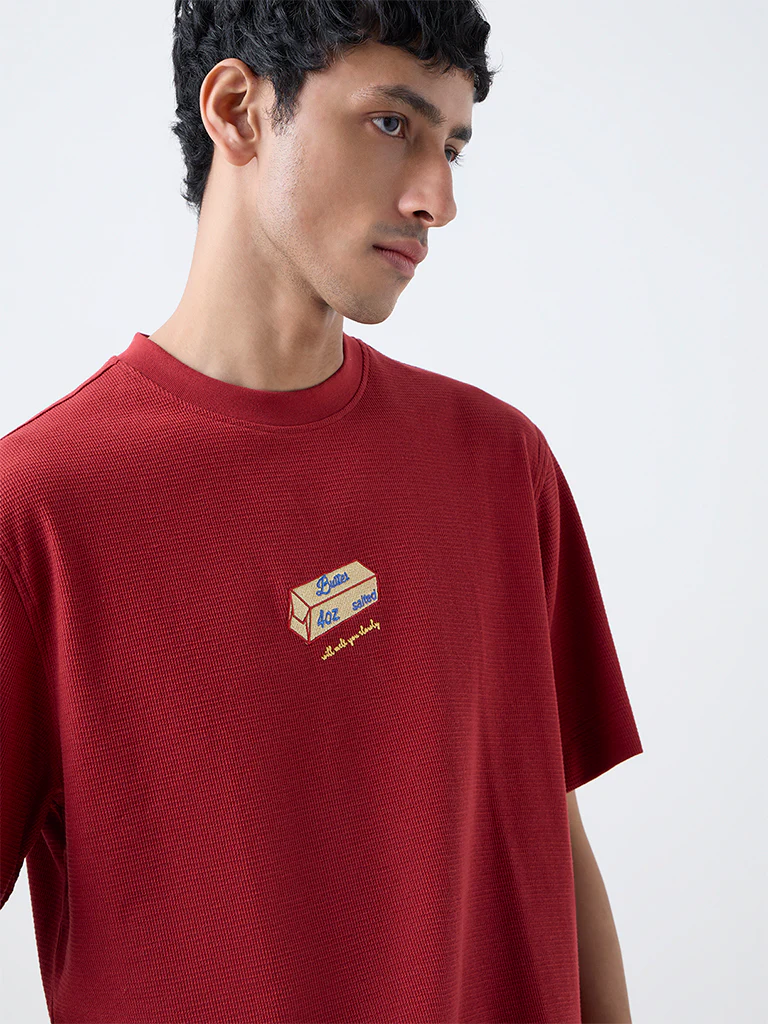 Nuon Red Printed Relaxed-Fit Cotton-Blend T-Shirt - Image 3