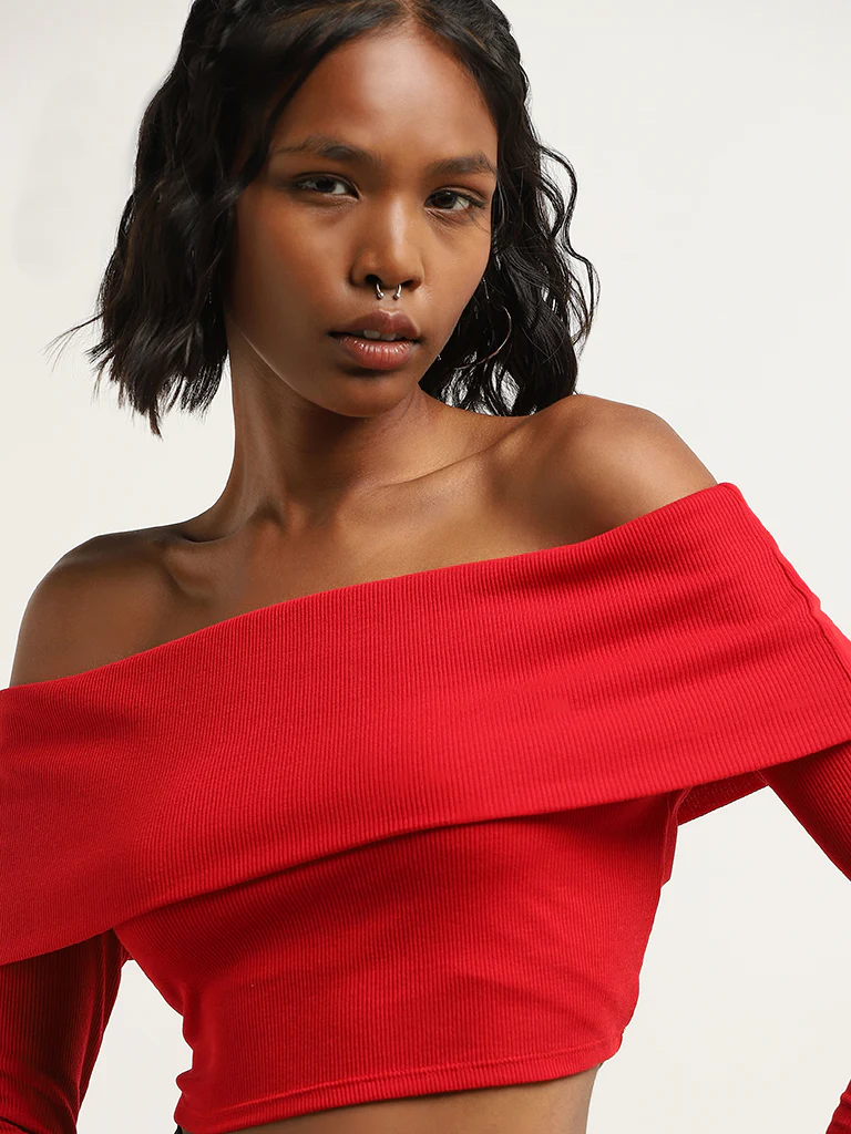 Nuon Red Ribbed Textured Off-Shoulder Cotton-Blend Crop Top - Image 2