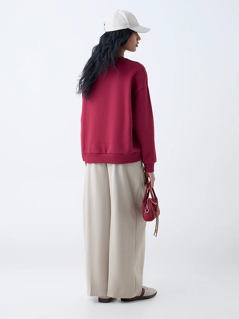 Nuon Red Text Design Cotton-Blend Sweatshirt - Image 4