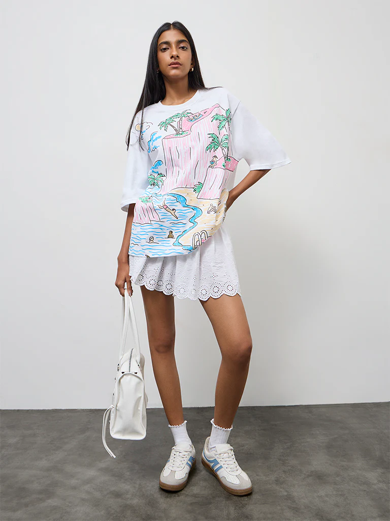 Nuon White Bali-Inspired Oversized Cotton T-Shirt - Image 2