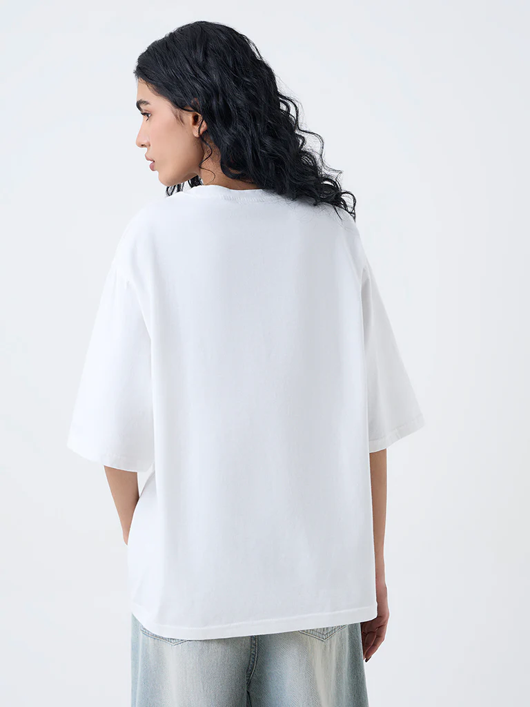 Nuon White Graphic Design Oversized Cotton T-Shirt - Image 4