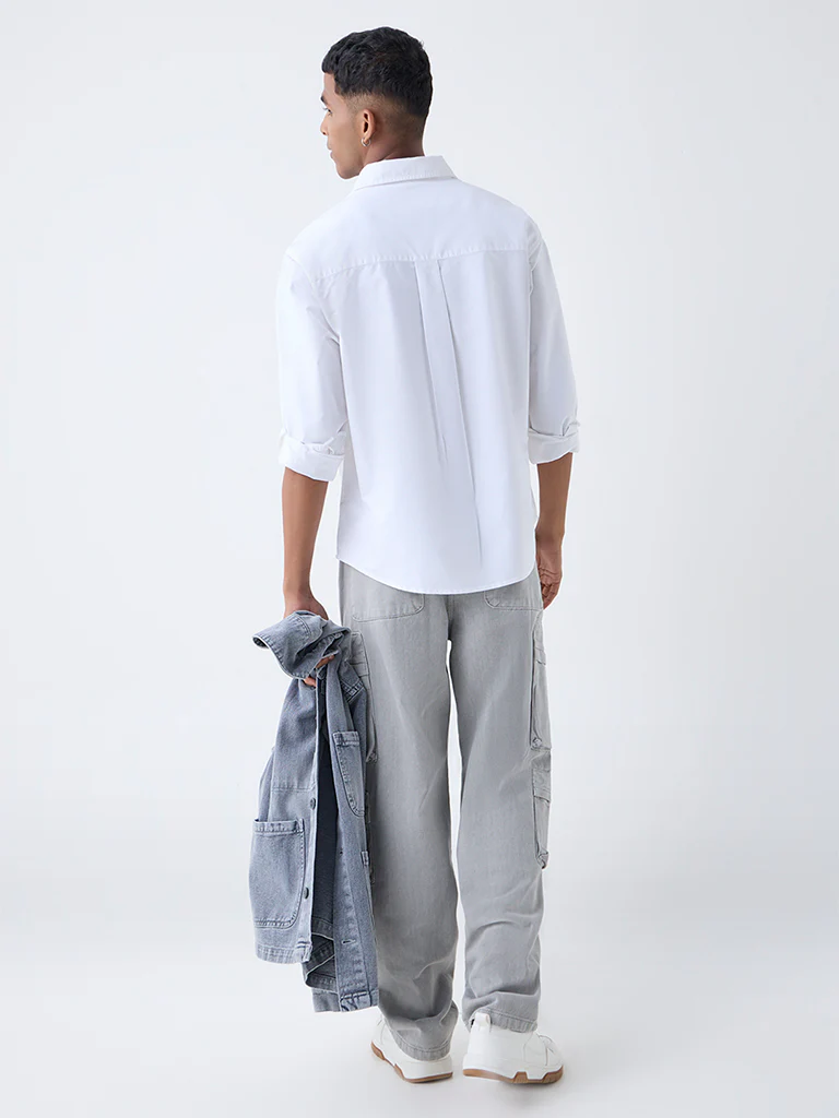 Nuon White Solid Relaxed-Fit Cotton Shirt - Image 4