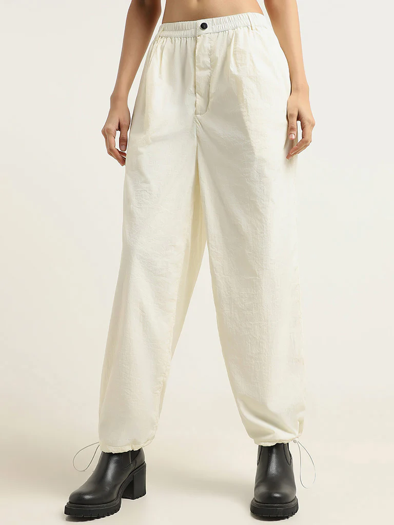 Nuon White Straight-Leg Trousers - Image 3
