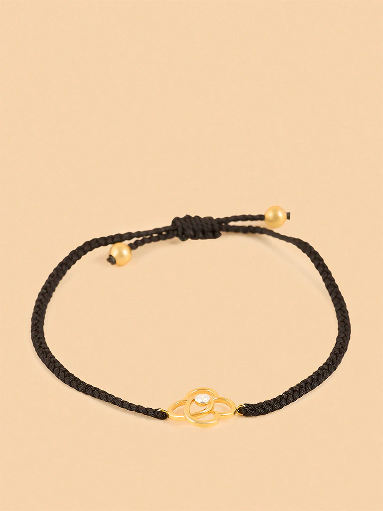 Delicate Floral Lace-Diamond Macrame Bracelet