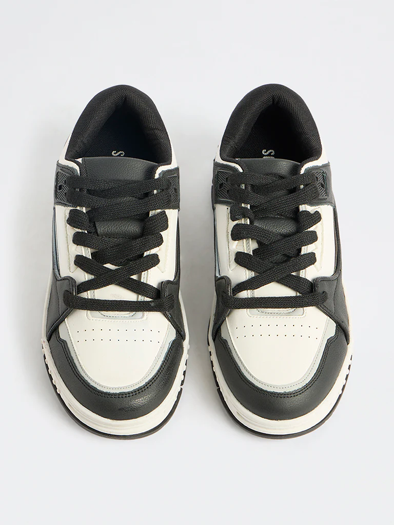 SOLEPLAY Black Colour-Blocked Lace-Up Sneakers - Image 3