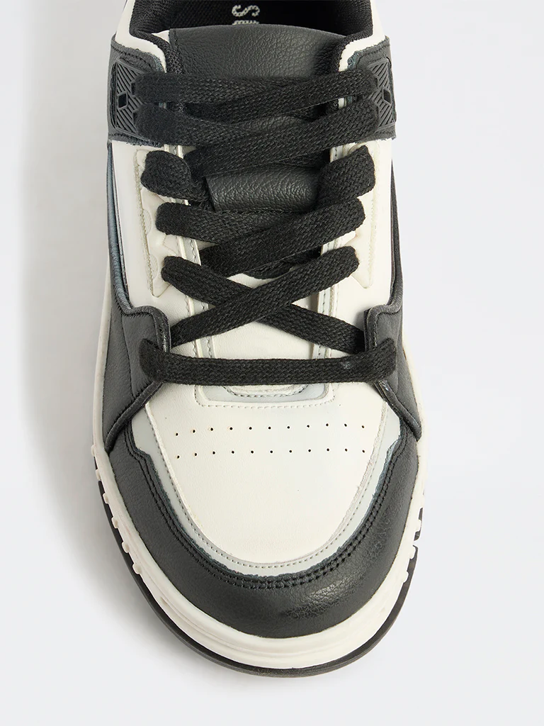 SOLEPLAY Black Colour-Blocked Lace-Up Sneakers - Image 4