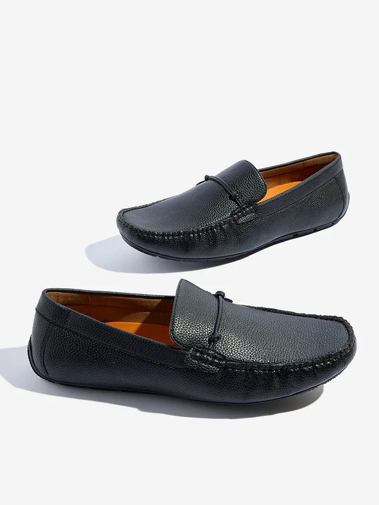 SOLEPLAY Black Solid Leather Loafers - Image 4