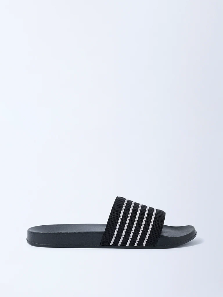SOLEPLAY Black Stripe Detailed Pool Slides