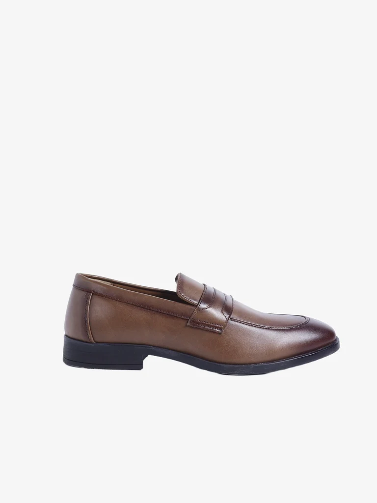 SOLEPLAY Brown Textured Slip-On Loafers - Image 2