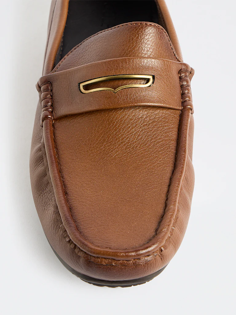 SOLEPLAY Tan Hardware-Detailed Textured Loafers - Image 4