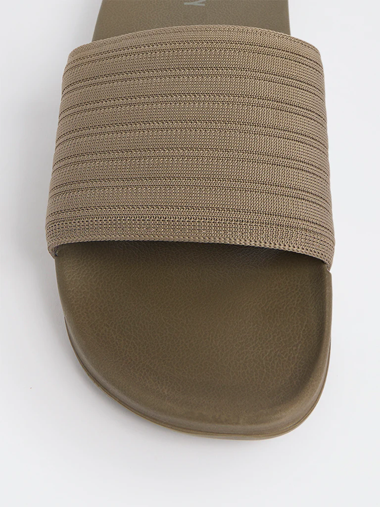 SOLEPLAY Taupe Knit-Textured Pool Slides - Image 4