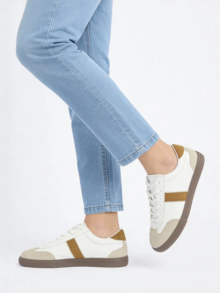 SOLEPLAY White Colour-Blocked Lace-Up Sneakers