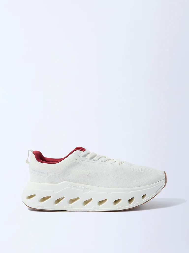 SOLEPLAY White Knit-Textured Jogger Shoes
