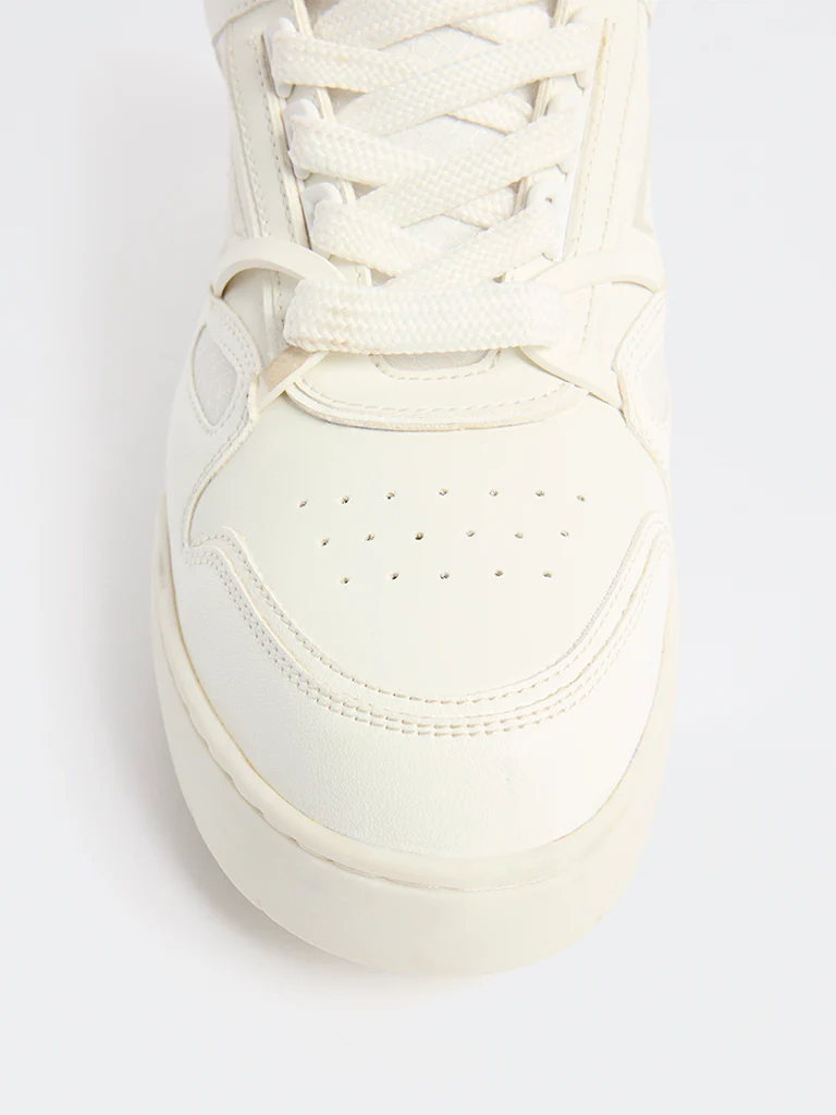 SOLEPLAY White Perforated High-Top Sneakers - Image 4