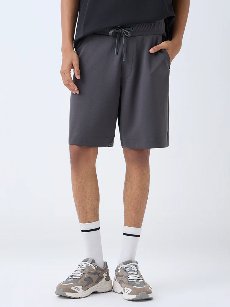Studiofit Charcoal Solid Relaxed-Fit Mid-Rise Shorts - Image 2