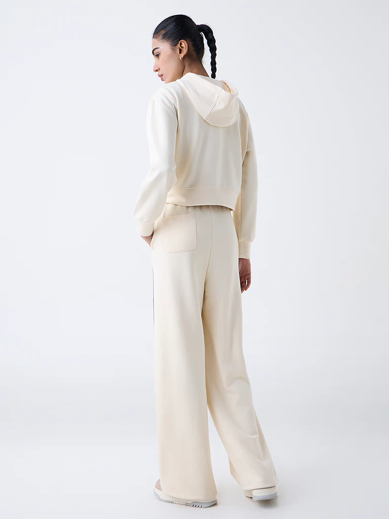 Studiofit Cream Schiffli Detailed Hooded Jacket - Image 4