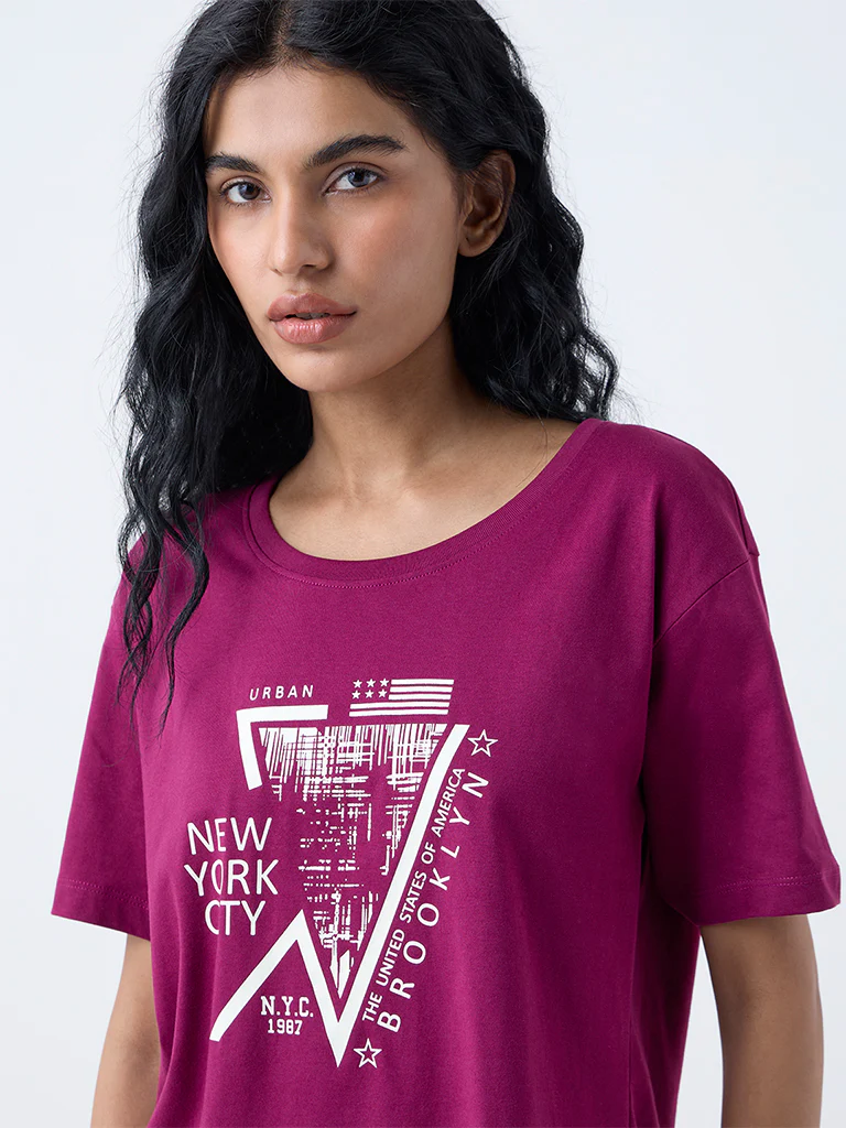 Studiofit Plum Cityscape-Inspired Cotton T-Shirt - Image 3