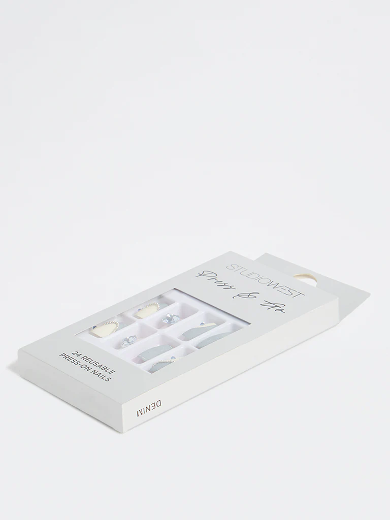 Studiowest Blue Denim Press-On Nail Set - Image 3