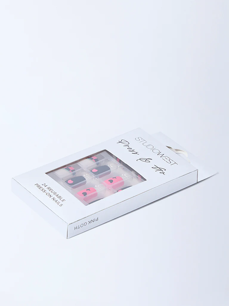 Studiowest Press & Go Goth-Inspired Reusable Press-On Nail Set - Image 3