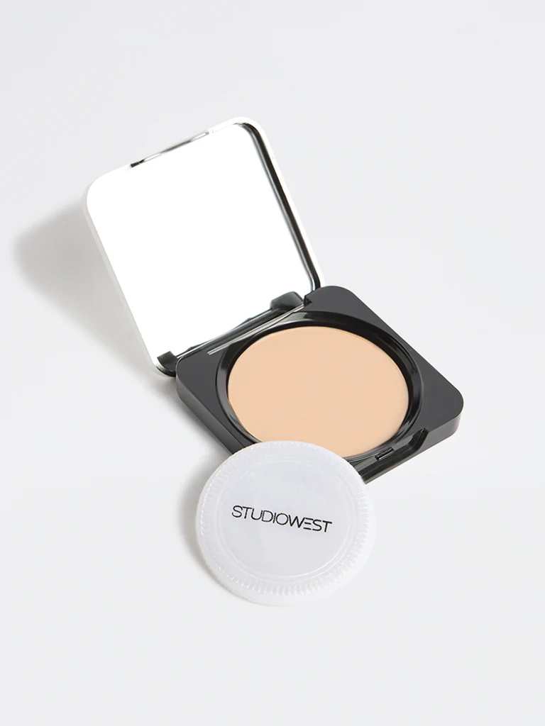 Studiowest Vanilla Born Perfect Compact Powder - 9 gm - Image 2