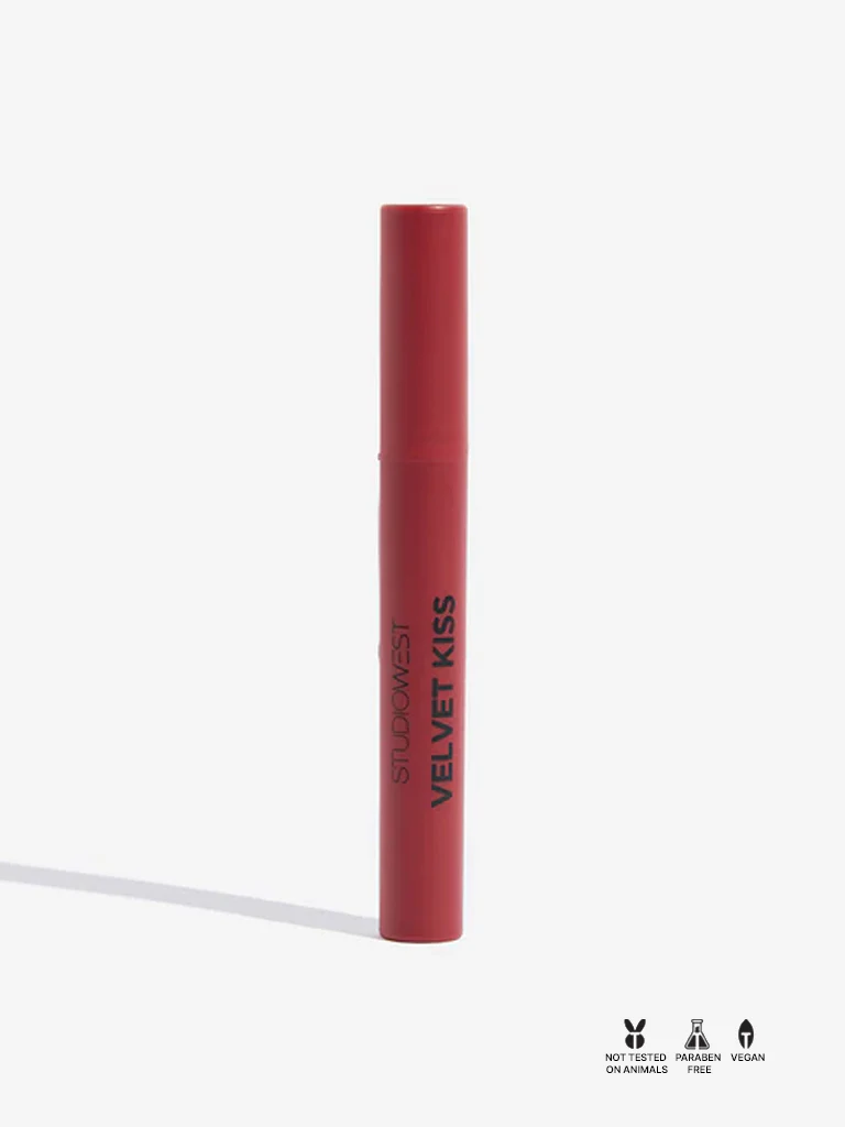 Studiowest Velvet Kiss Slim Stick Red Hot R-01 Lipstick - 2 gm - Image 3