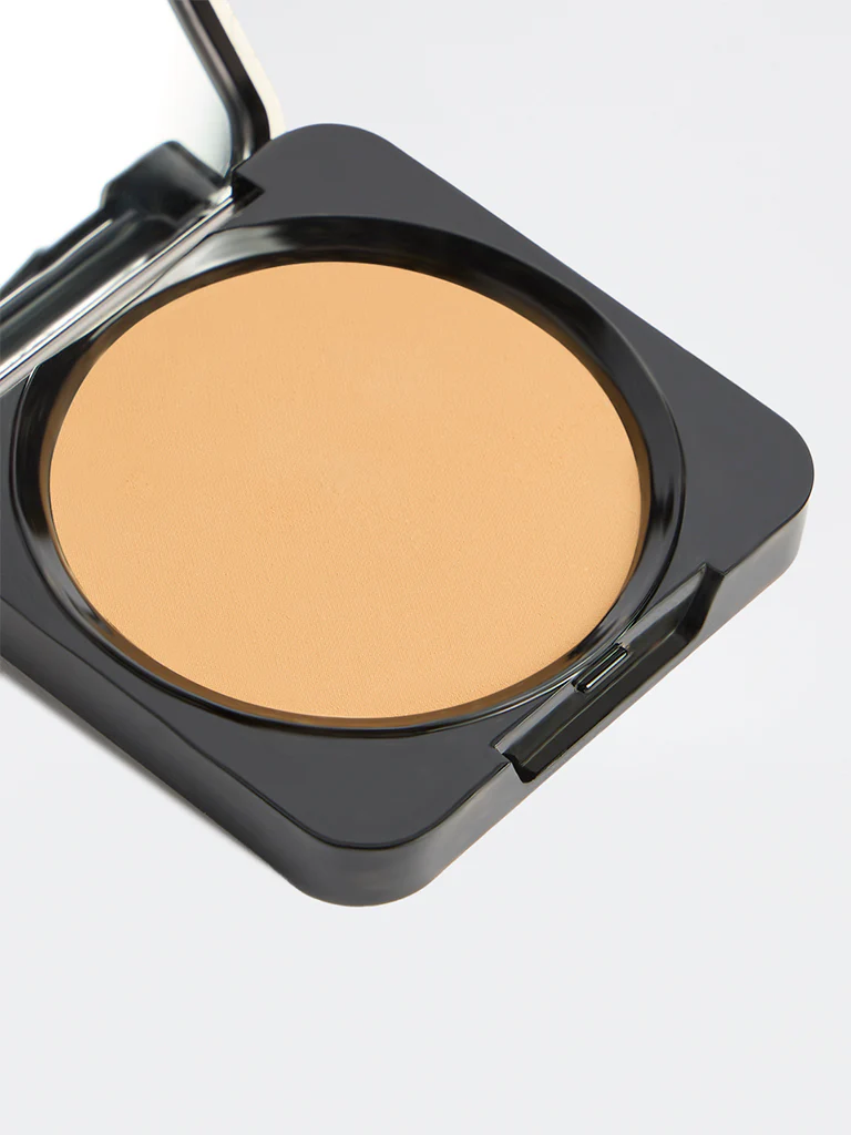 Studiowest Walnut Born Perfect Compact Powder - 9 gm - Image 3