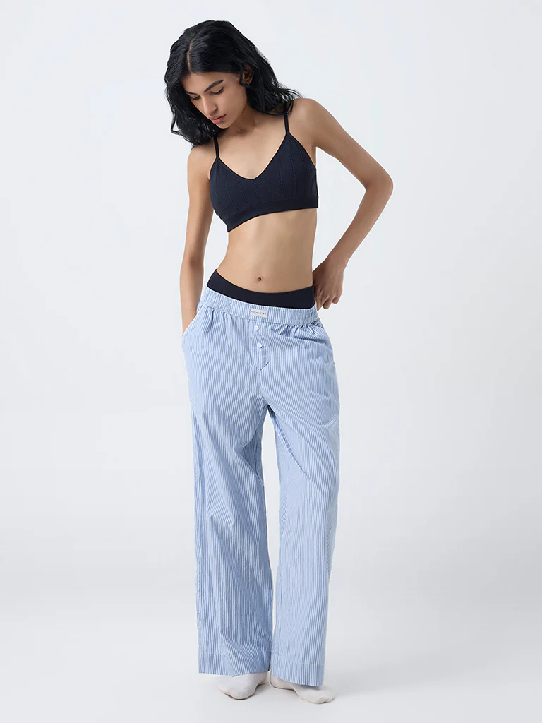 Superstar Black Seam-Free Padded Bra - Image 2