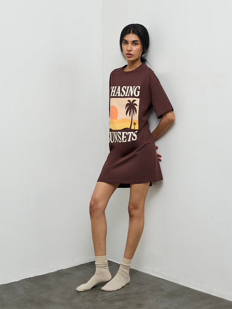 Superstar Dark Brown Graphic Printed Cotton T-Shirt Dress - Image 2