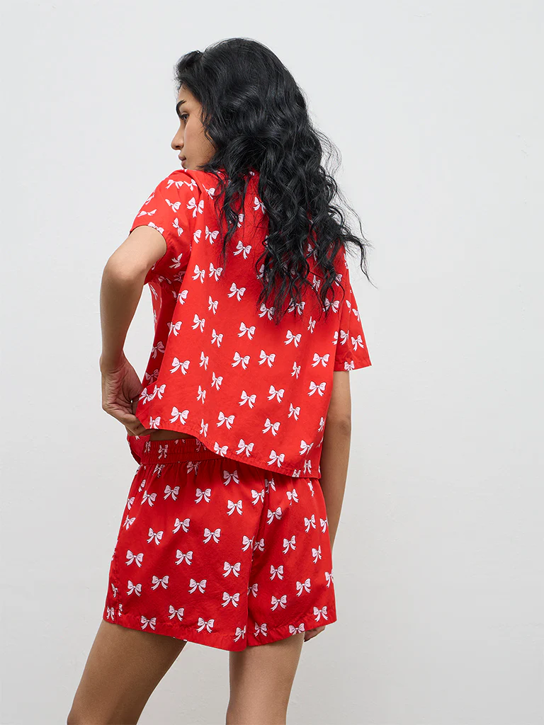 Superstar Red Bow-Printed High-Rise Cotton Shorts - Image 4