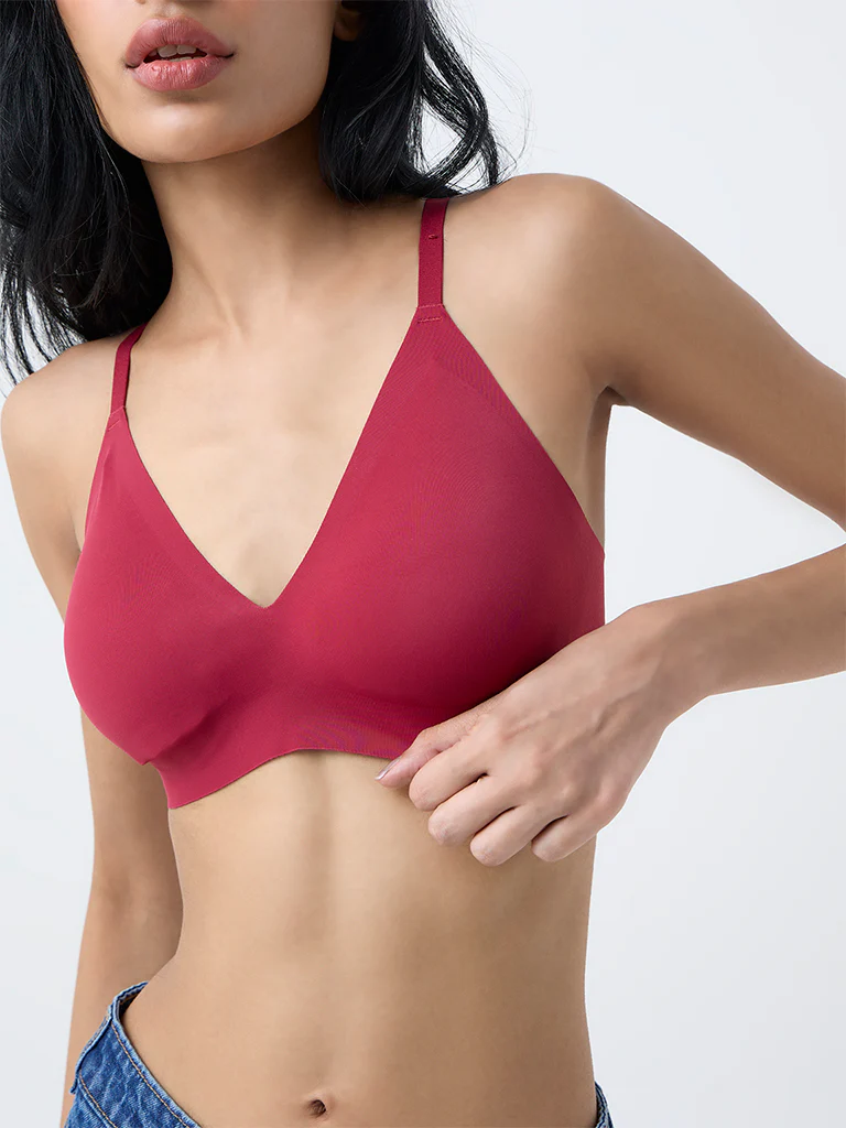 Superstar Red Invisible Padded Cotton-Blend Triangle Bra - Image 3
