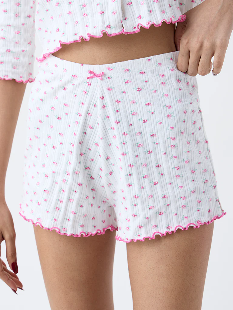 Superstar White Floral Printed High-Rise Shorts - Image 3