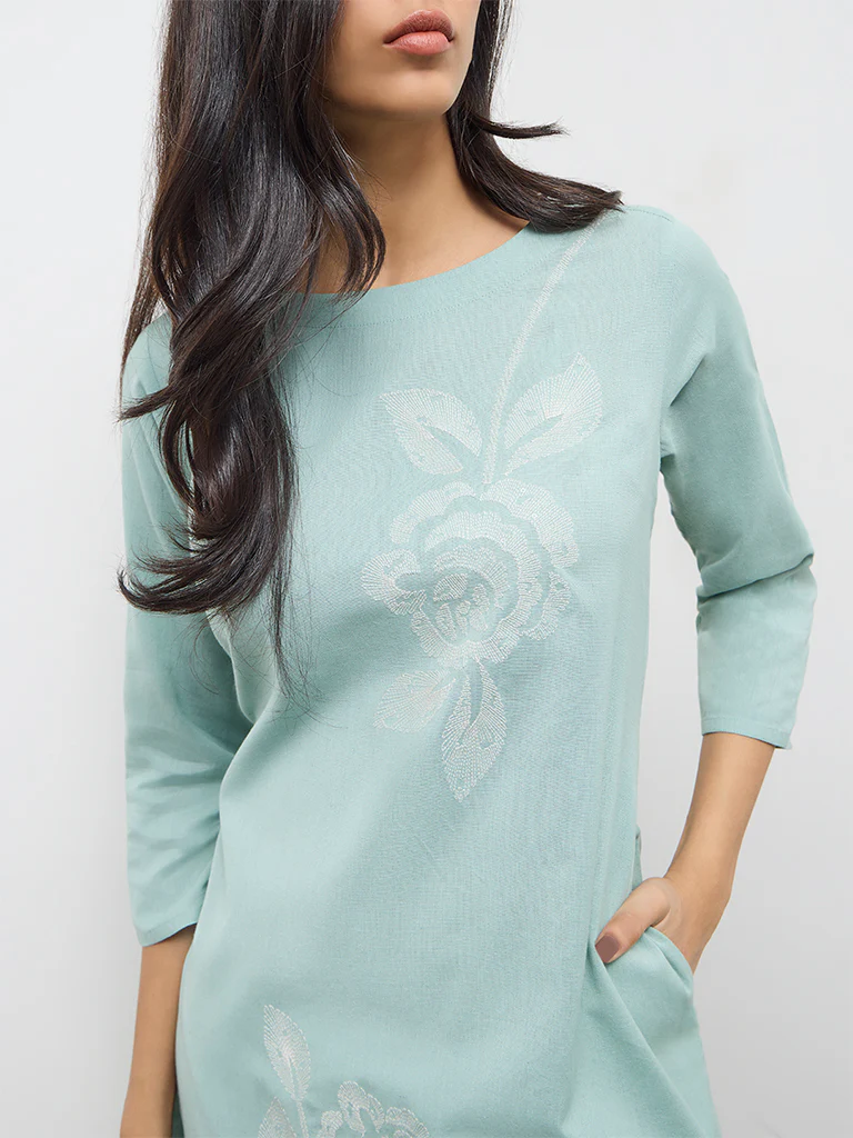 Utsa Aqua Floral Embroidered Cotton-Blend A-Line Kurta - Image 3