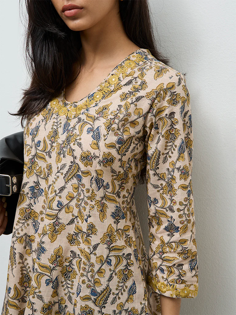 Utsa Beige Floral Printed Cotton Tunic - Image 3